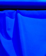SUNBRELLA BY MILLIKEN POLAR SAPPHIRE OUTDOOR/INDOOR UPHOLSTERY FABRIC 54″ WIDE
