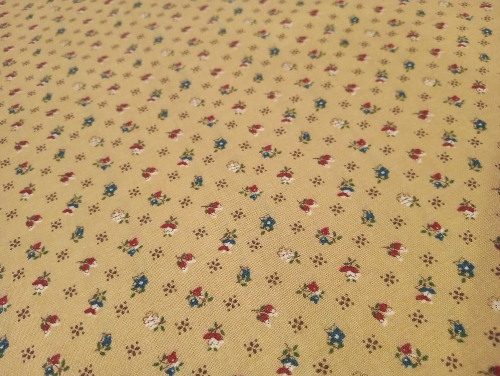 BTHY Half Yard Vintage Calico Fabric Antique Beige Small Flowers Cotton