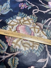 House ‘n Home Fabric Dramatic Floral Bold 54 x 74 ” Screen Print Vintage