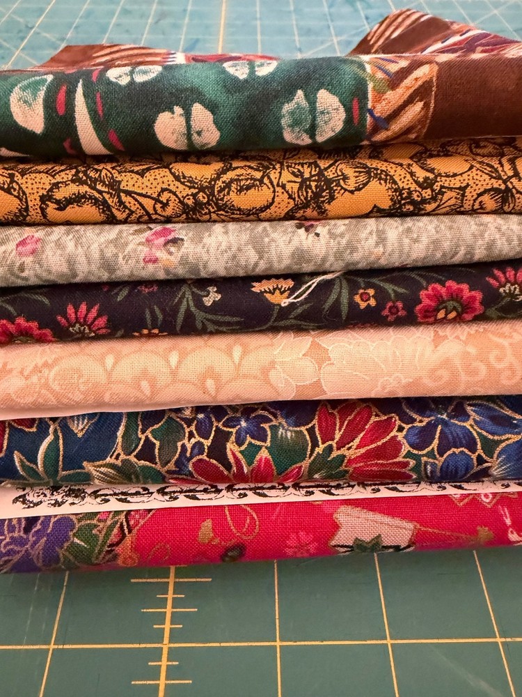 4 yards -8 piece 1/2 yard cuts Cotton Quilting Fabric Pink Metallic green blue
