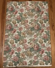4 YARDS x 60″ PINK ROSES ON CREAM BROADCLOTH – JOAN KESSLER CONCORD FABRICS c2