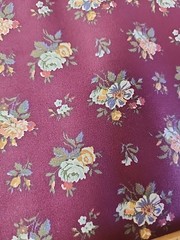 45″ X 4.75yds Burgundy Small Floral Smooth Cotton Sewing Craft Quilting Fabric