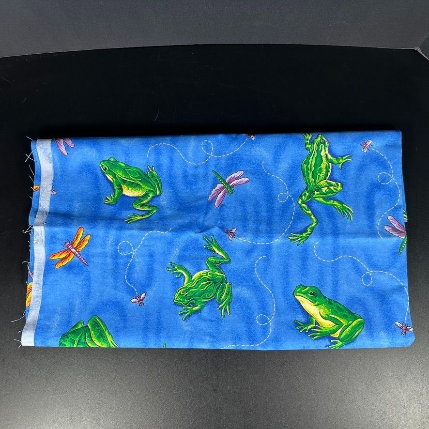 Vintage Cotton Fabric VIP CRANSTON PRINT WORKS Blue FROG and DRAGONFLY 46 x 37