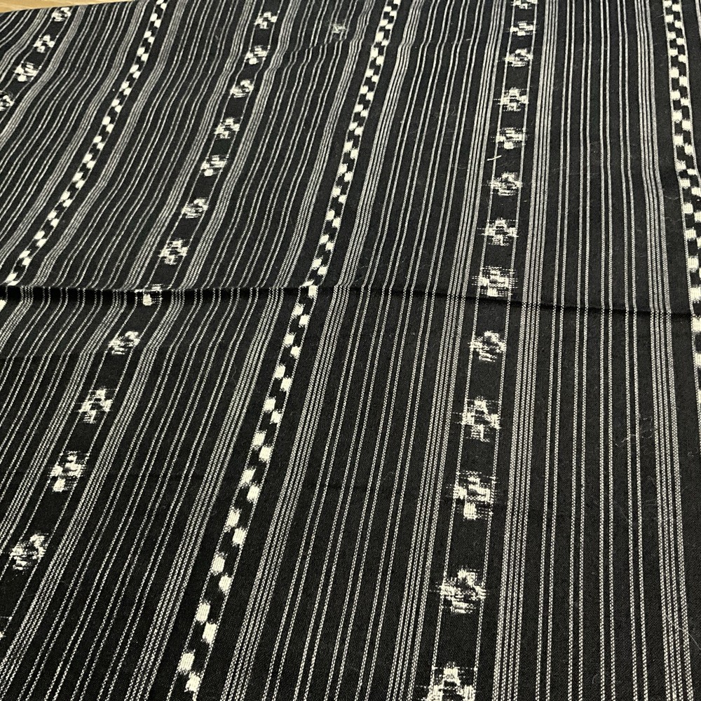 Woven Cotton-Blend Fabric Black 2.2 Yards Cranston Print Works The Cloth Co