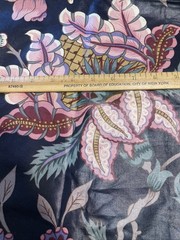 House ‘n Home Fabric Dramatic Floral Bold 54 x 74 ” Screen Print Vintage