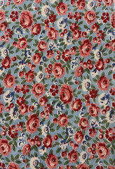 Vintage 1940s feedsack fabric piece 7xll” red and blue flowers with green leaves