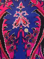 Fabric Dynasty Print Large Scale Paisley Linen 2 Yards 58″ Wide