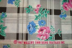 Vtg 1.77 yds Marcus Fabric 1987 Roses plaid satin Acetate Craft 44″ x 64″ BTP