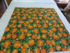 5128. DaIsy Kingdom ALL OVER LARGE PUMPKINS Craft COTTON FABRIC-44″ x 1-1/4 yds.