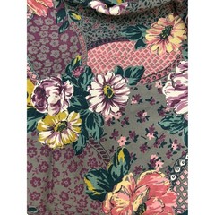Vintage Unbranded Floral Patchwork Fabric Remnant Cottagecore Grandmacore Shabby