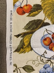House N Home Fabrics & Draperies 1 1/2 yds Fruit Theme