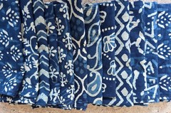 Mix Charm Pack Cotton Squares Patchwork Quilting Fabric Bundle Scraps Lot,
