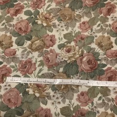 4 YARDS x 60″ PINK ROSES ON CREAM BROADCLOTH – JOAN KESSLER CONCORD FABRICS c2