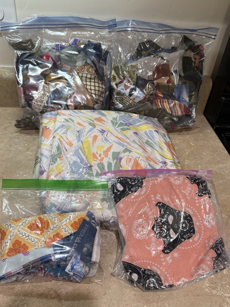 4 Pounds Mixed Fabric Scrap & Remnant Lot Craft Quilting Sewing Assorted Prints