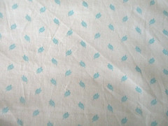 6-1/2 YDS PALE GREEN W TINY FEATHERS 100% COTTON OOP
