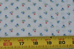 By 1/2 Yd, Vintage, Pink & Blue Calico on Off-White Poly-Cotton, B1669