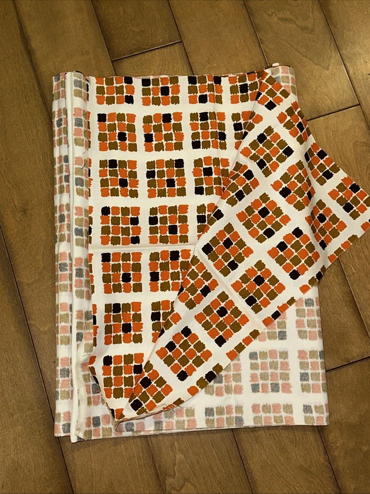 124×44″ Linen-Cotton Blend. Medium-weight MCM Geometric Decorator Fabric Orange