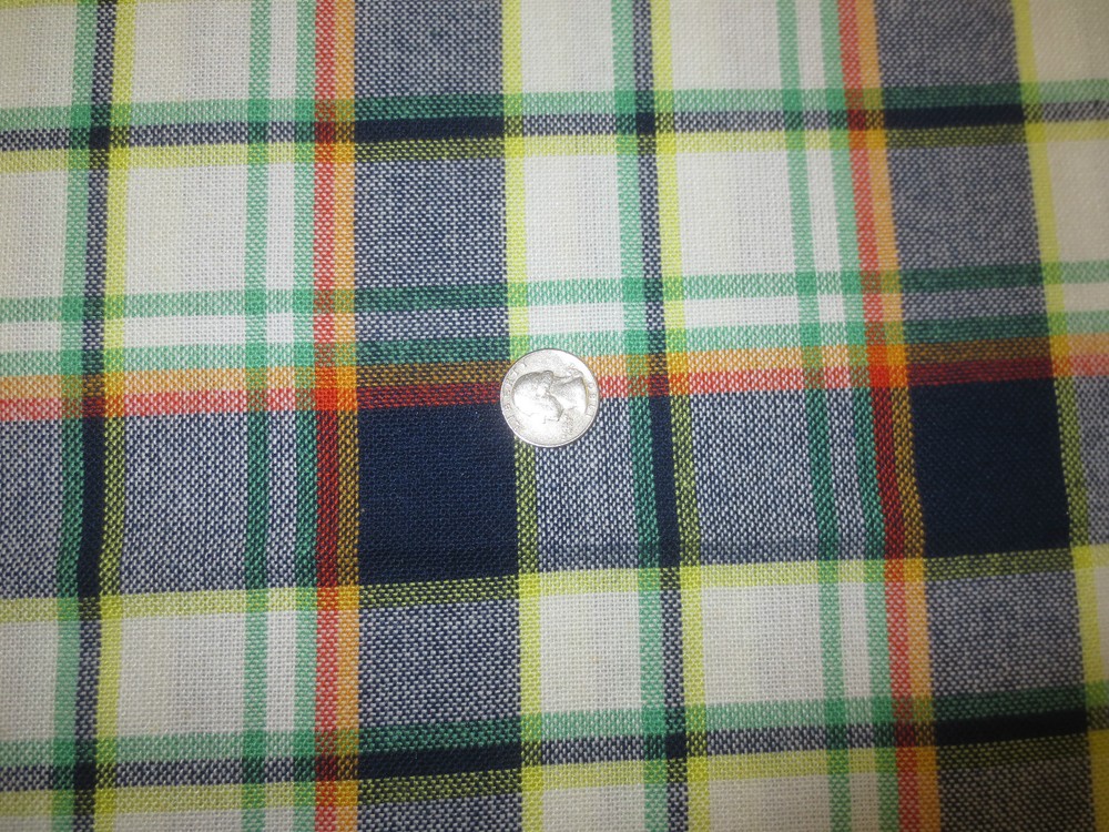 980. WOVEN PLAID Apparel or Craft Cotton or Cotton Blend Fabric – 54″ x 1 Yd.