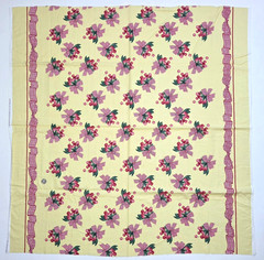 VTG Daisy Kingdom Cherries All Over #2099 Border Fabric 1996 Red & Yellow 43″L
