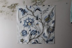 Robert Allen, Bloom City, Embroidered Floral, 26″ W X 26.50″ L, Clr Navy Blazer