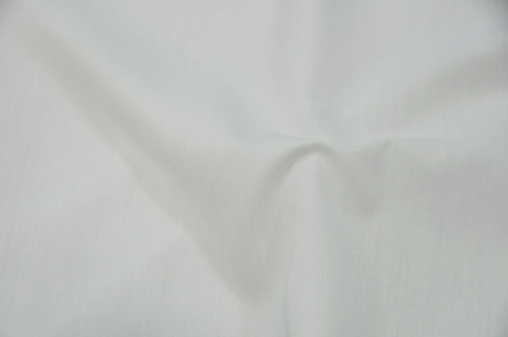 1 Yard 60″ Wide White Premium Cotton Blend Broadcloth Fabric
