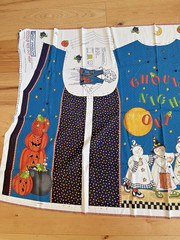 Daisy Kingdom Cut & Sew Halloween Vest Adult Size 8-22 Ghouls Night Out Vest New