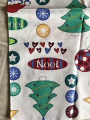 Red and green Christmas Motif Cotton Fat Quarter Christmas Tree Noel Joy