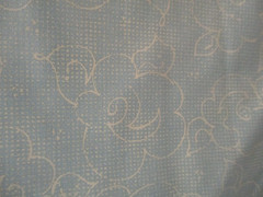 4+ YDS LT BLUE SCREEN W WHITE OUTLINED FLOWERS 100% COTTON OOP