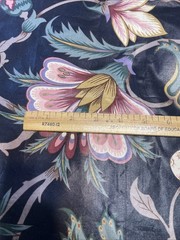House ‘n Home Fabric Dramatic Floral Bold 54 x 74 ” Screen Print Vintage