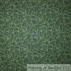BonEFul FQ Cotton Quilt Green Calico Flower Tonal Texture Blender Small Tiny Dot