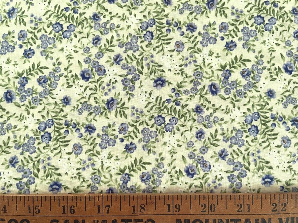 Vintage Cotton Quilt Fabric “Dainties” Floral Rober Kaufman by 1/2 Yard
