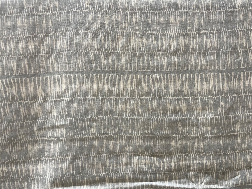 The Vale Mao Thai Cloth MTS006/Color Lagune- 2.25 yds