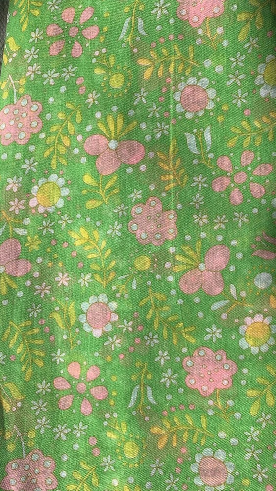 Vintage 70s Colorful Mod Wildflower Floral Thin Woven Speciality Fabric 92×44”