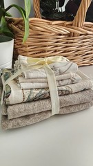 Fabric Pack-Scraps/Remenants: Uphostery Fabric/Cotton/Linen/Blends
