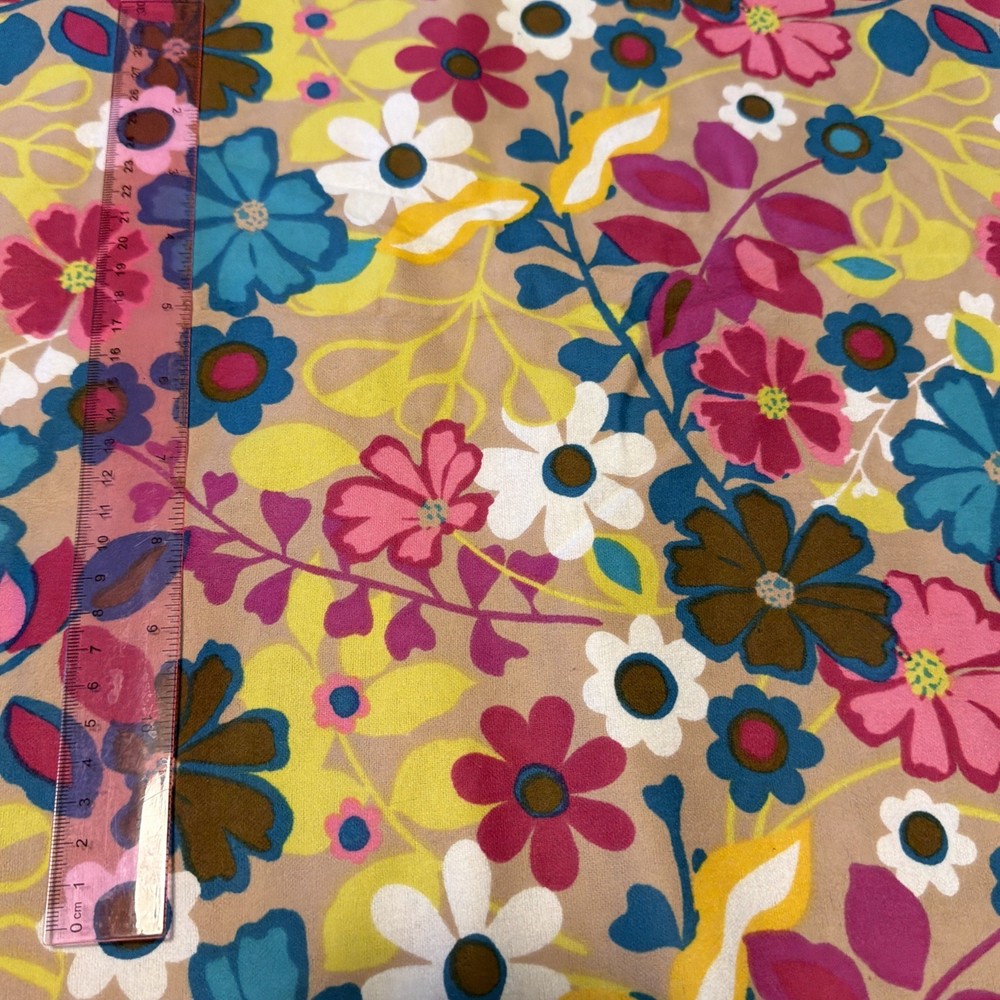 JOANN Flannel 2 Plus Yards, Bright Floral, Flowers Blue Red Pink White, Jo-Ann