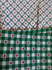 Mixed Lg lot fabric 100% cotton Floral Flowers Hearts Springs Indust Faye Burgos