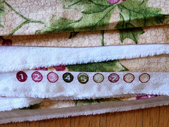 Christmas holly fabric 100% cotton 43″ w x 3 yards