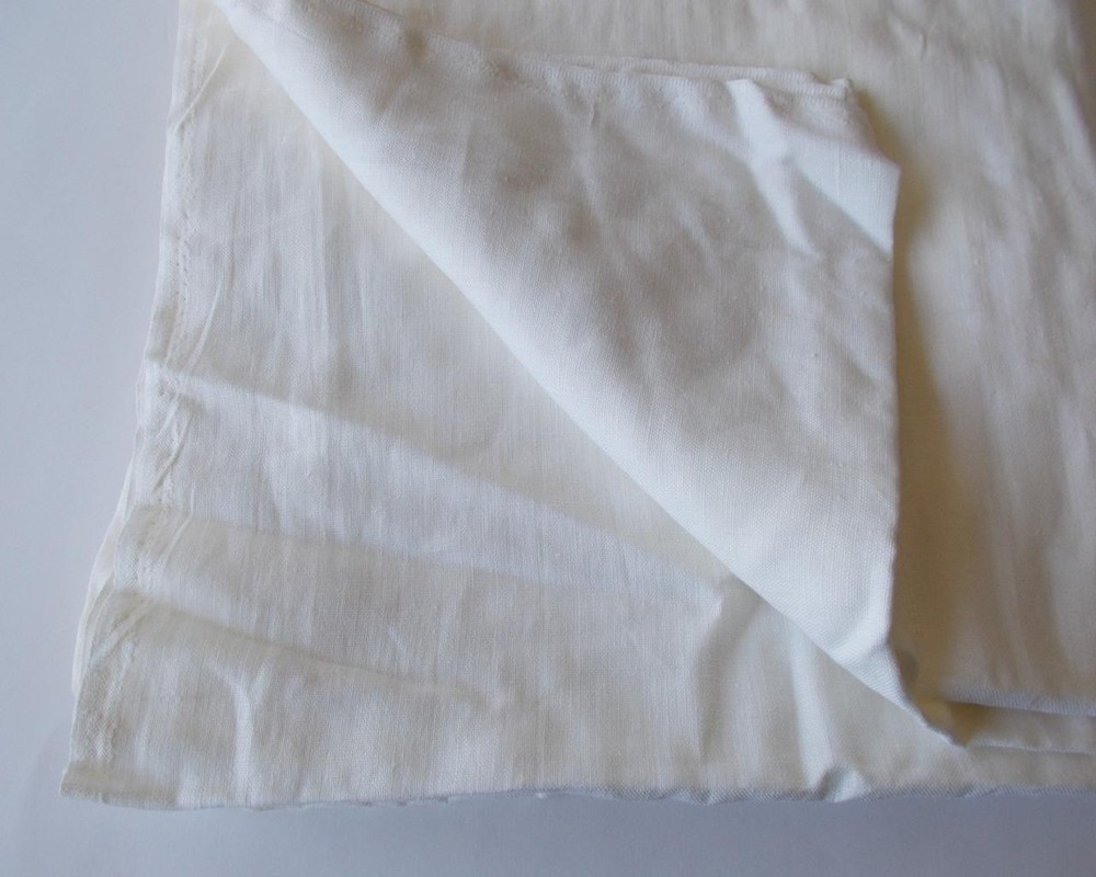 5.5 Yards 59″ Wide Ivory Off-White Textured Linen Material One Piece