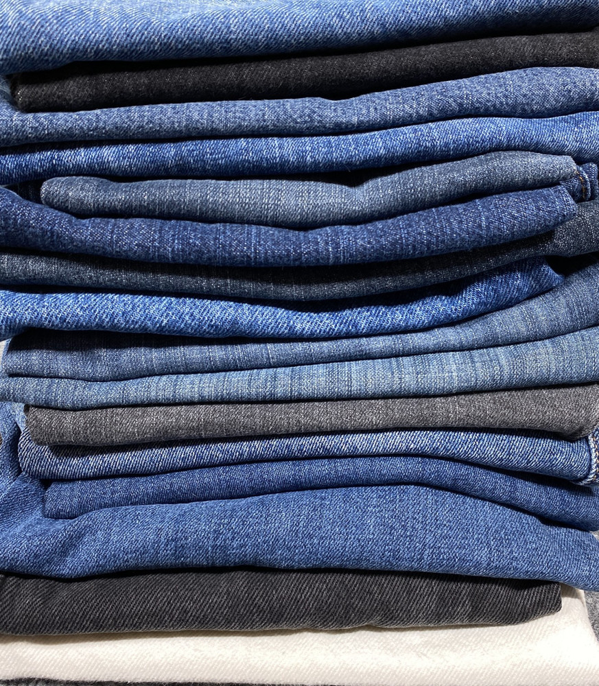 Denim Jeans Leg Fabric Scraps Craft Quilt DIY Upcycle Sew Project 10Lb Lot