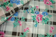 Vtg 1.77 yds Marcus Fabric 1987 Roses plaid satin Acetate Craft 44″ x 64″ BTP