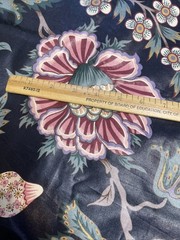 House ‘n Home Fabric Dramatic Floral Bold 54 x 74 ” Screen Print Vintage