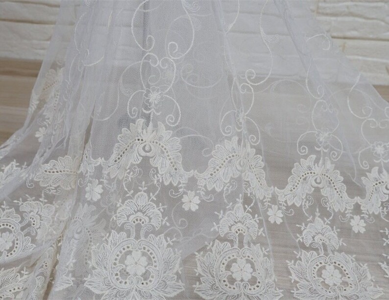 Vintage Cotton Embroidery Mesh Lace Fabric Tulle Lace Wedding Dresses Couture