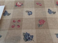 32 1/2″ X 44″ VINTAGE FRUIT TAN TONE-ON-TONE PLAID/CRANSTON TDSA COTTON #1998