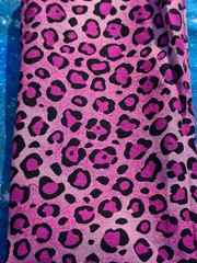 SINGLE PIECE FABRIC HOT PINK BLACK CHEETAH PRINT COTTON CRANSTON 32″X41″