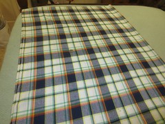 980. WOVEN PLAID Apparel or Craft Cotton or Cotton Blend Fabric – 54″ x 1 Yd.