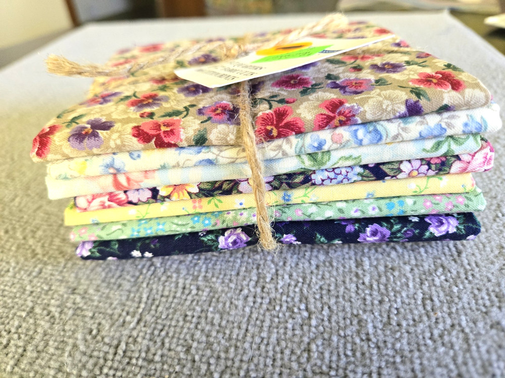 8 Fat Quarters Cotton Quilting Sewing Crafts VIP Cranston Small Floral Fabric