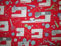 THREAD SPOOLS SEWING ITEMS BRIGHT COTTON FABRIC FQ