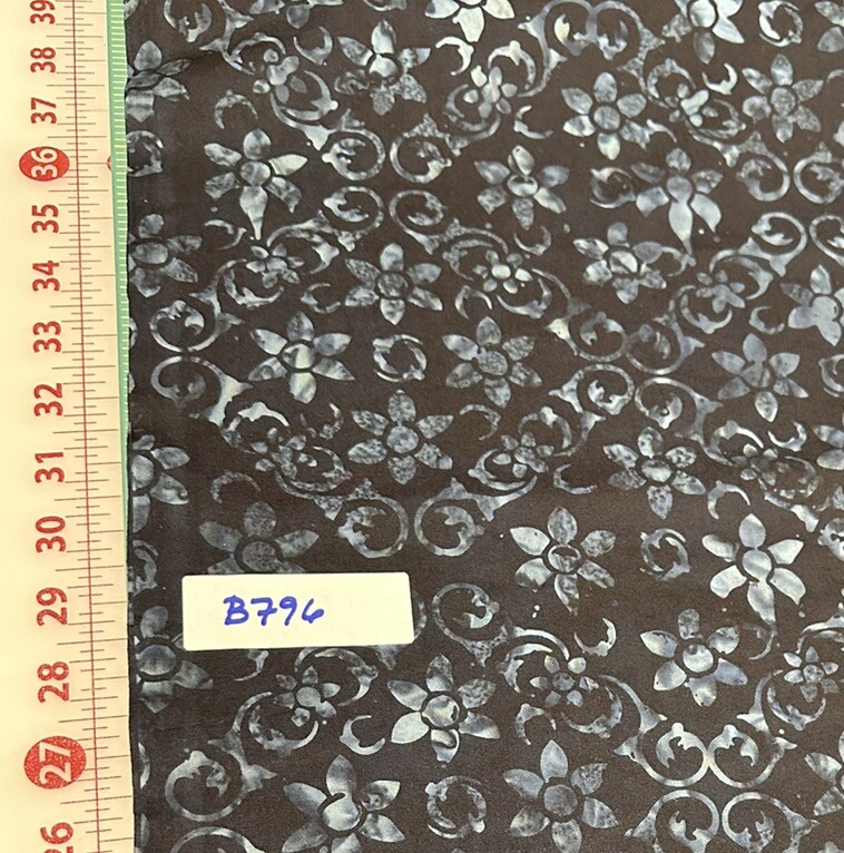 Island Batik Black Savannah Motif – Tile Pattern Cotton Quilt Fabric Half Yard