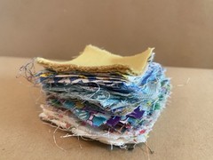 95+ Vintage 2×2 Quilt Fabric Squares Floral Feedsack Cotton Lot