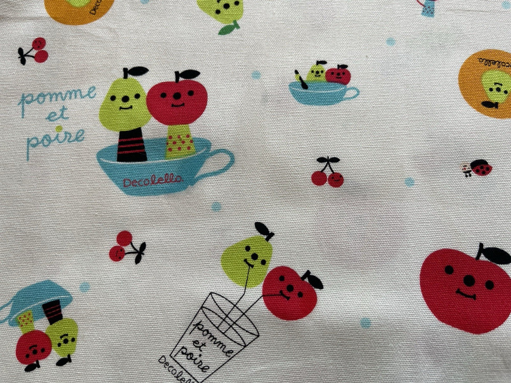 Happy Apples and Pears, Decolle, Japan, cotton canvas, half a meter